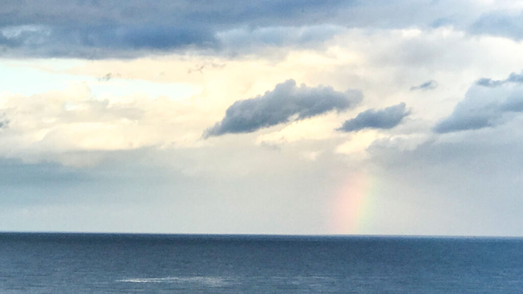 能登半島 海の虹